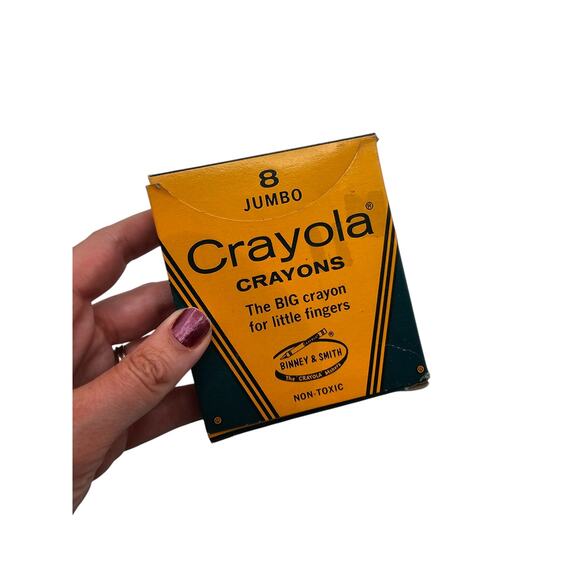 Vintage Crayola Jumbo Crayons - Box of 8 - Picture 3 of 4
